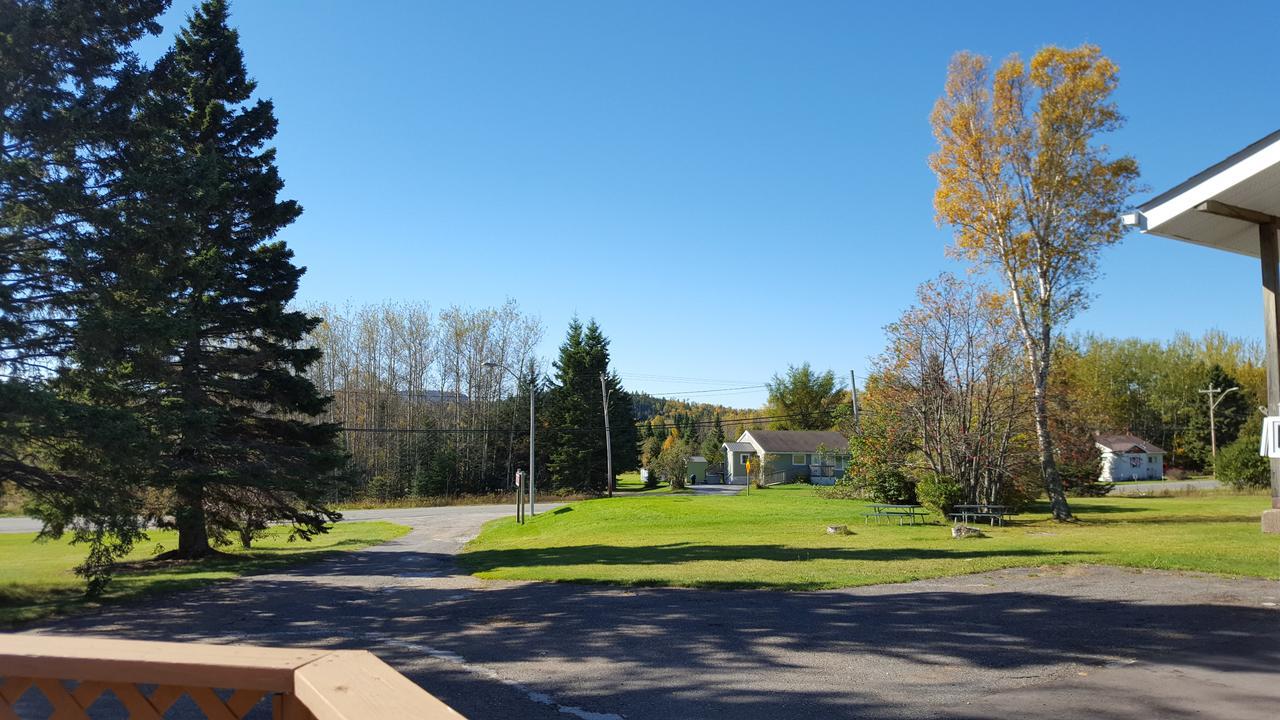 Northland Motel Nipigon Bagian luar foto
